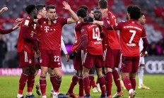 熊猫体育官方-斯图加特爆冷击败门兴格拉德巴赫，取得重要胜利