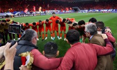 熊猫直播平台-包含顶尖足球赛场上角逐，激情火热难掩的词条