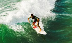 熊猫直播官网-双线闪耀，马刺关键战突围篮网，小贾伦欧冠决赛接管比赛