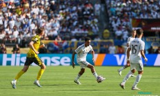 熊猫直播官网-格拉纳达客场被逼平，补时阶段丢球