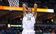 熊猫直播tv-掘金队遭雄鹿队淘汰，止步西部半决赛