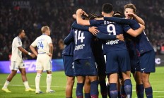 熊猫直播官网-包含巴黎圣日耳曼一锋无力，球队遭遇失利的词条