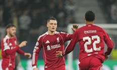 熊猫直播APP-包含利物浦遭遇尤文图斯逆转，主帅领侍卫黯然离场的词条