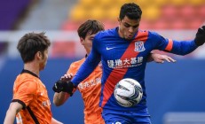 熊猫直播tv-HKA绝杀MAD，Scout团战一打五鏖战多局四强赛，技惊四座