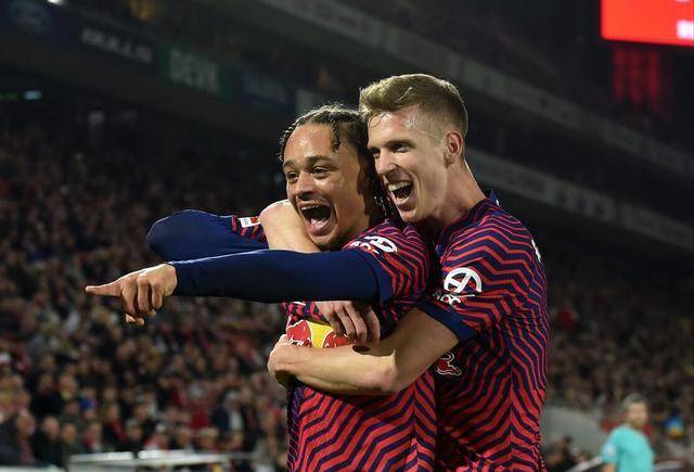 欧洲女子篮球联赛半决赛精彩纷呈 欧洲女子篮球联赛半决赛精彩纷呈