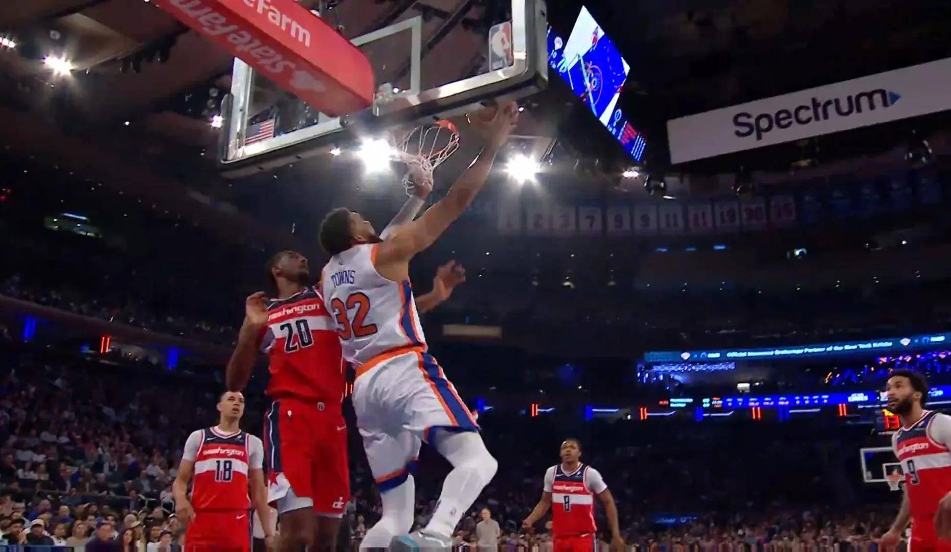 猛龙主场力克步行者，继续领跑东部