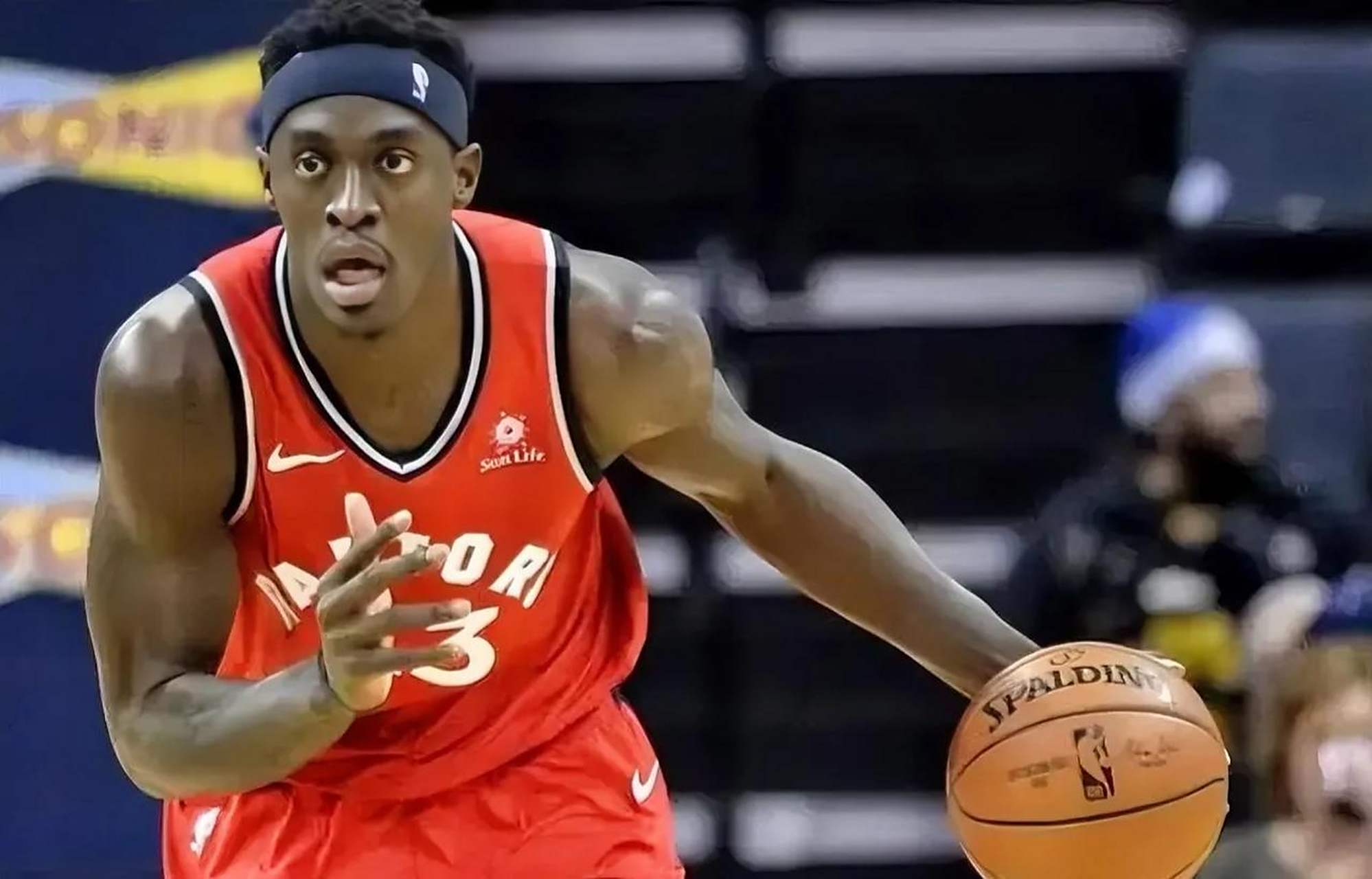 关于猛龙前锋表现出色获得全明星首发名额的信息