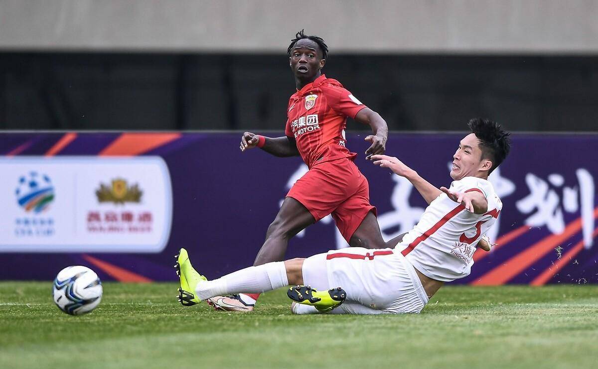 江苏肯帝亚队主场大胜天津津门虎队