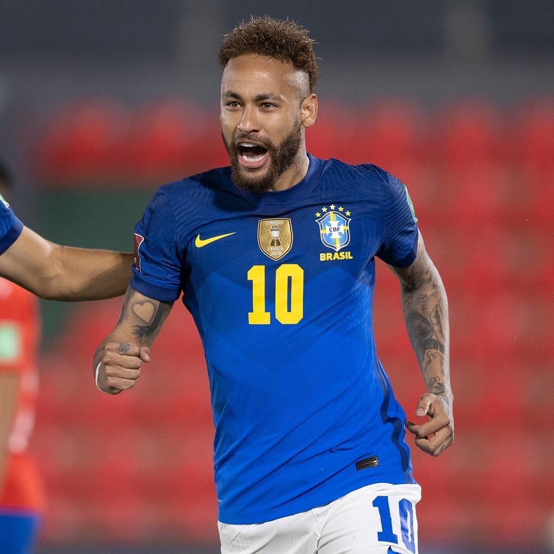 包含委内瑞拉横扫摩尔青秀，欧洲杯达到巅峰的词条