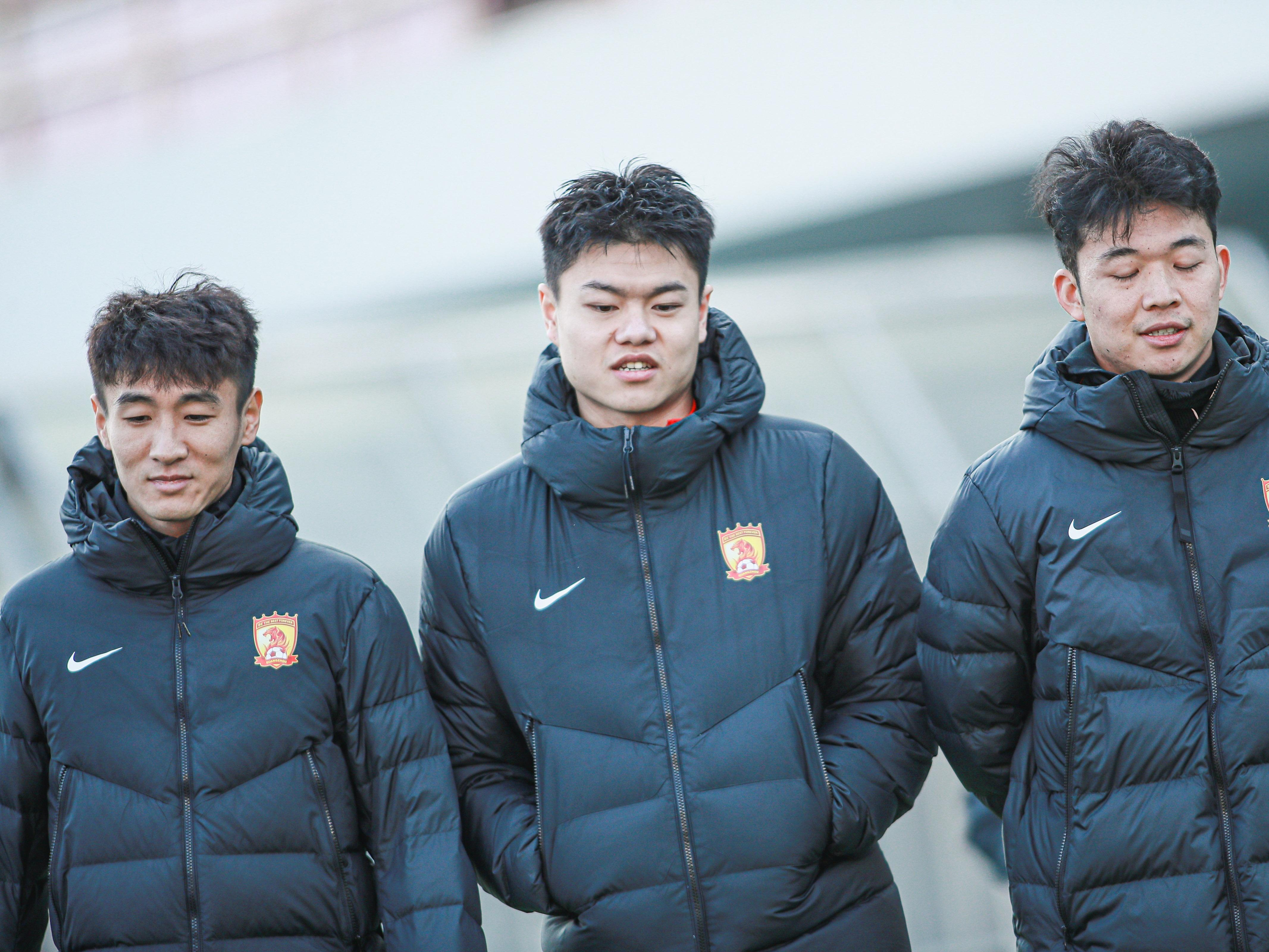 中国队迎战亚洲强队，备战全新赛季