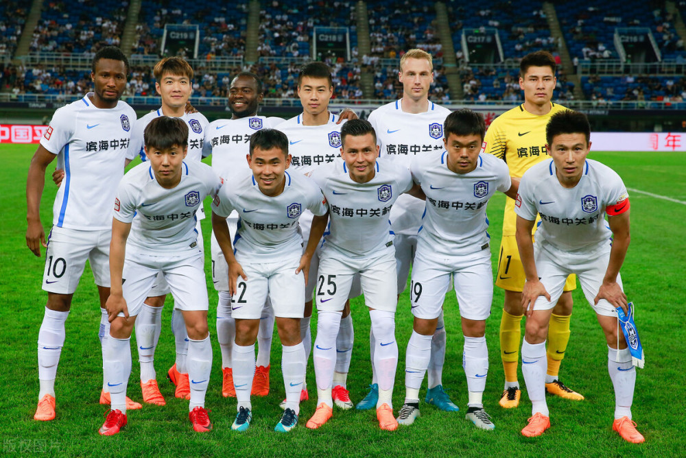 关于重庆当代对决天津泰达，两队实力有异曲同工之妙的信息