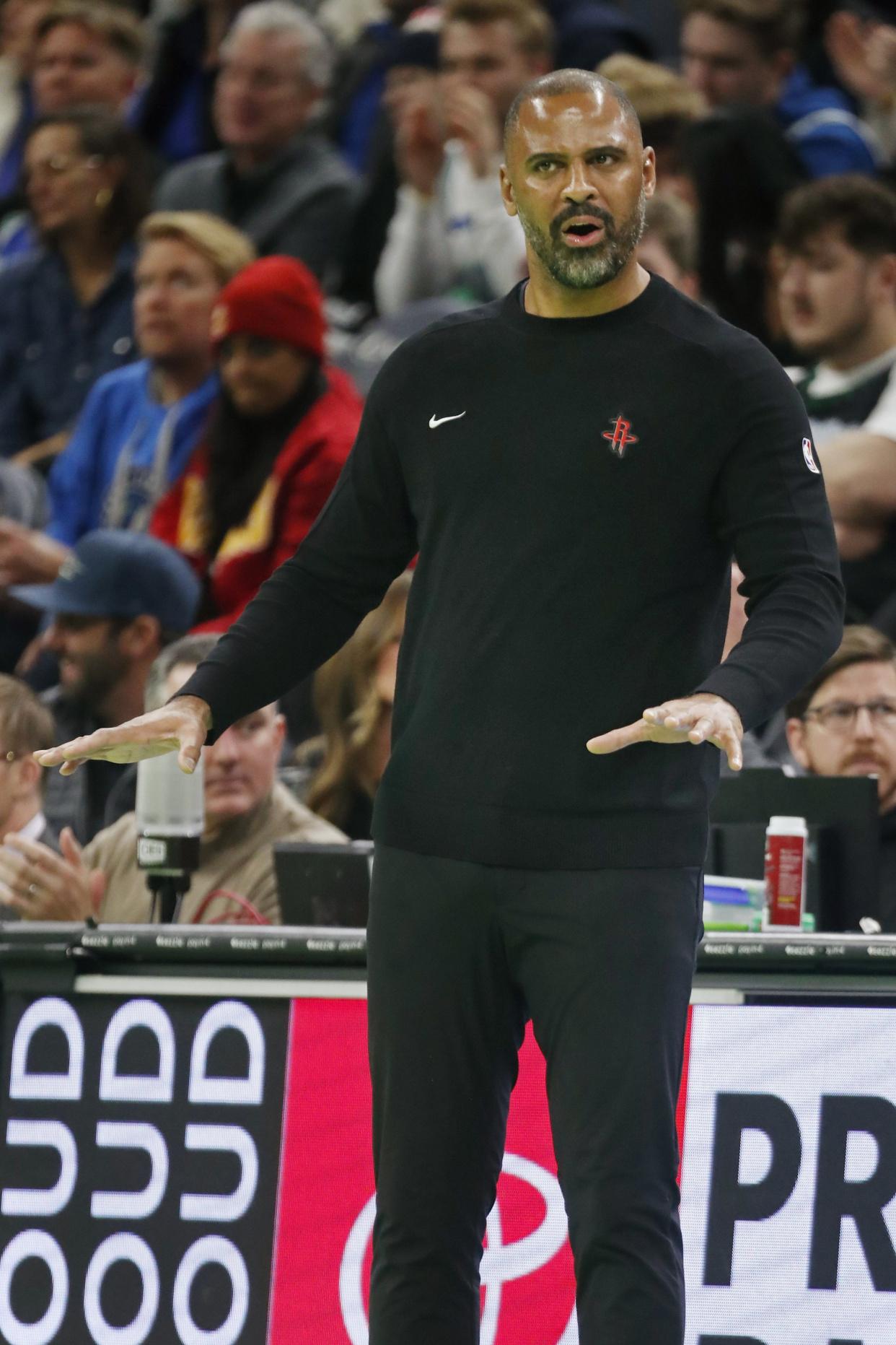 猛龙失利令球队陷入困境，士气低迷备战下一场比赛