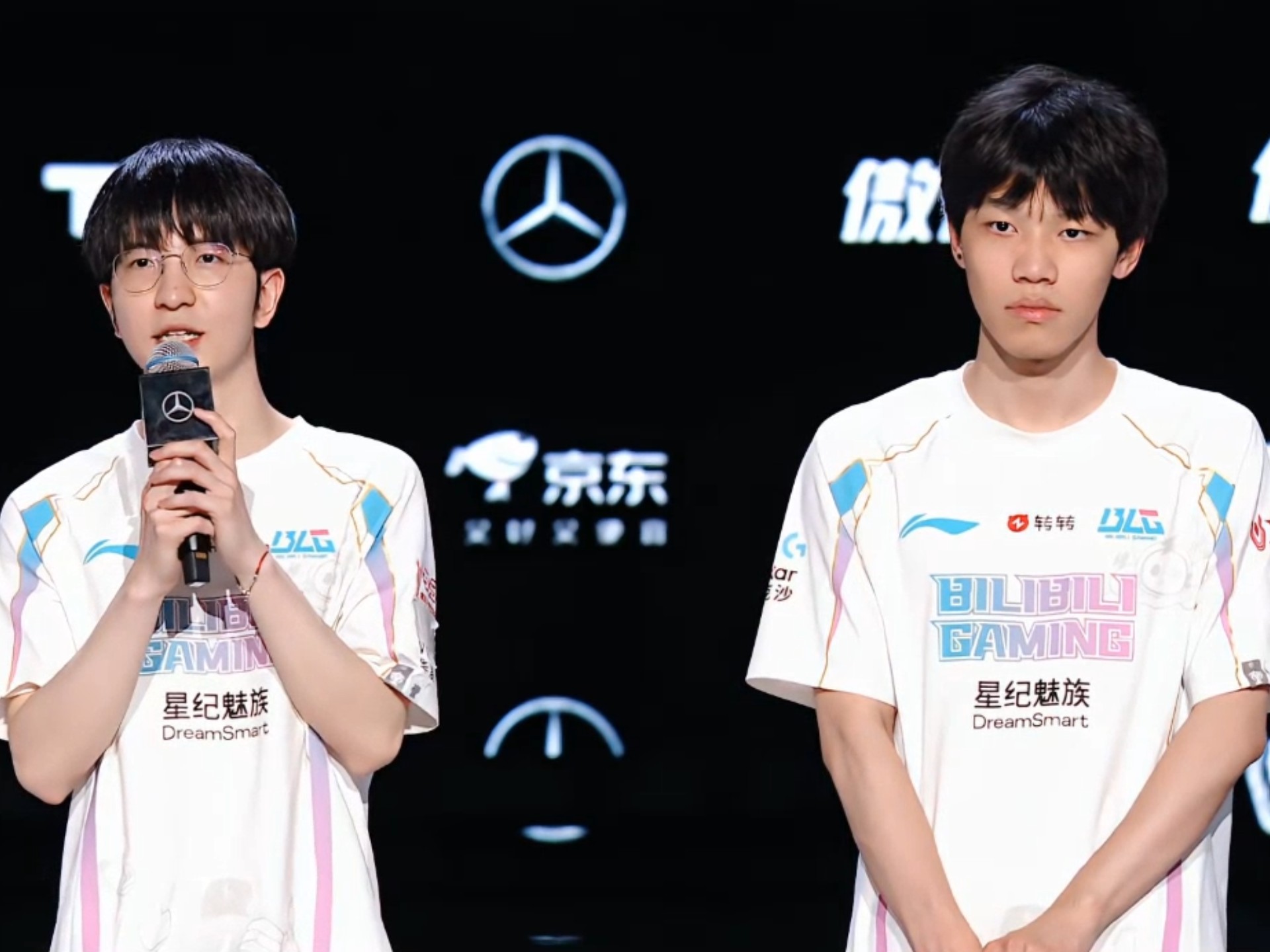 BLG血洗EG，Elk单局斩获MVP激烈交锋四强赛，点燃全场激情