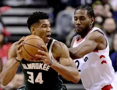 猛龙击败黄蜂，伦纳德砍下35分