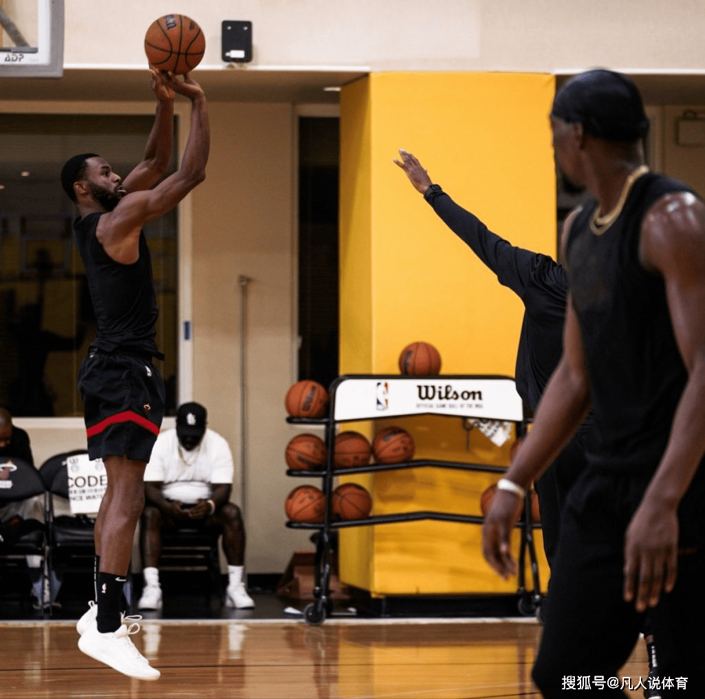 火箭队内线球员威金斯今日复出