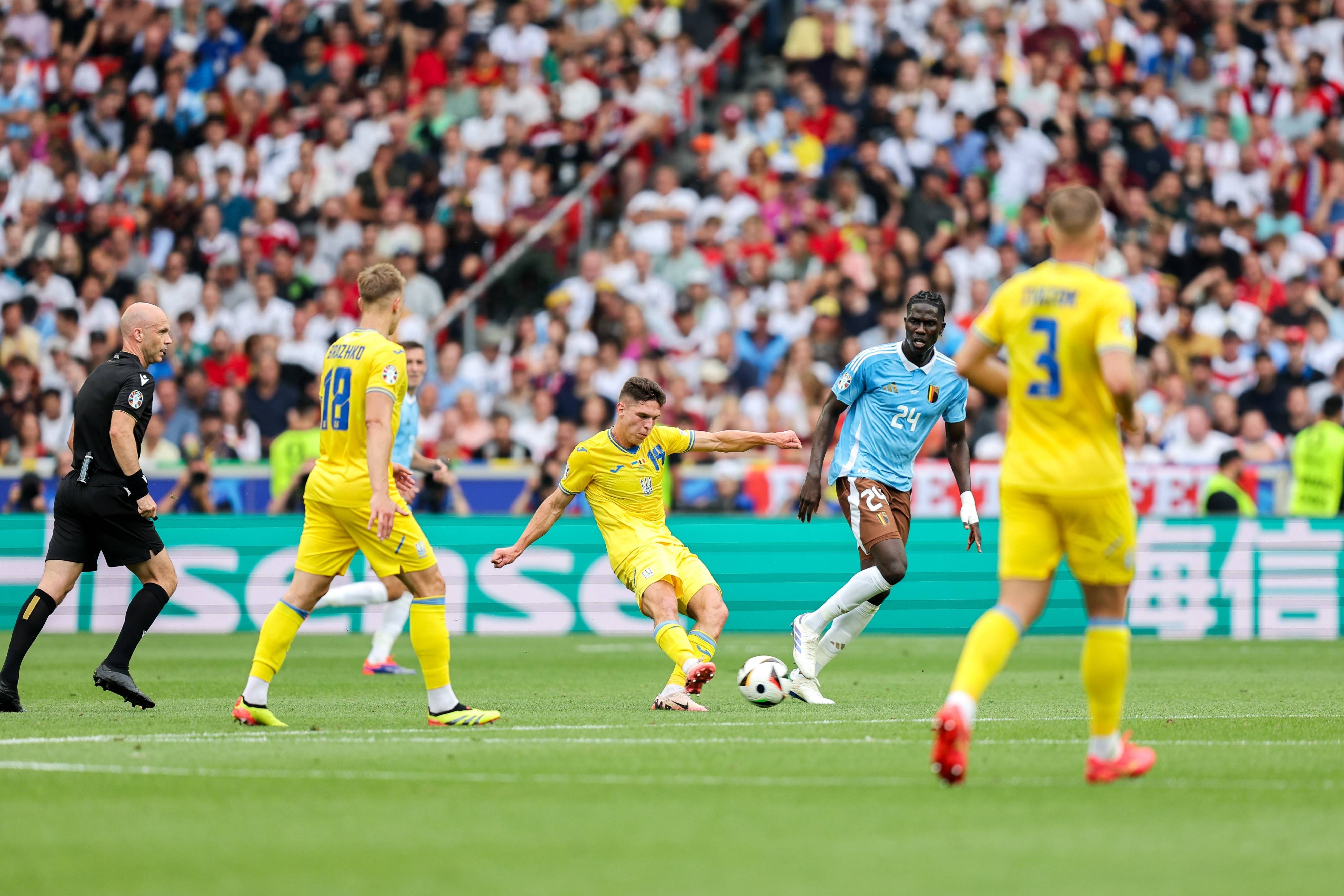 瑞典力克斯洛伐克，晋级欧洲杯八强赛