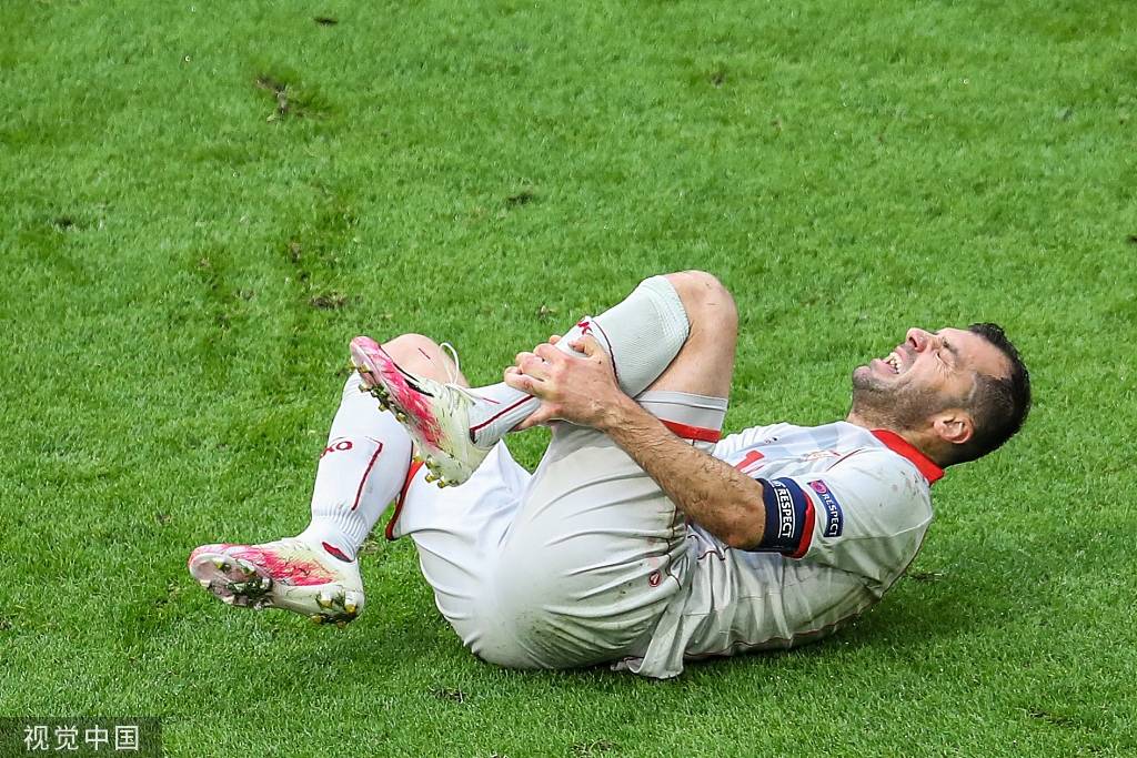 荷兰战胜北马其顿,如愿以偿锁定16强资格 荷兰战胜北马其顿,如愿以偿锁定16强资格