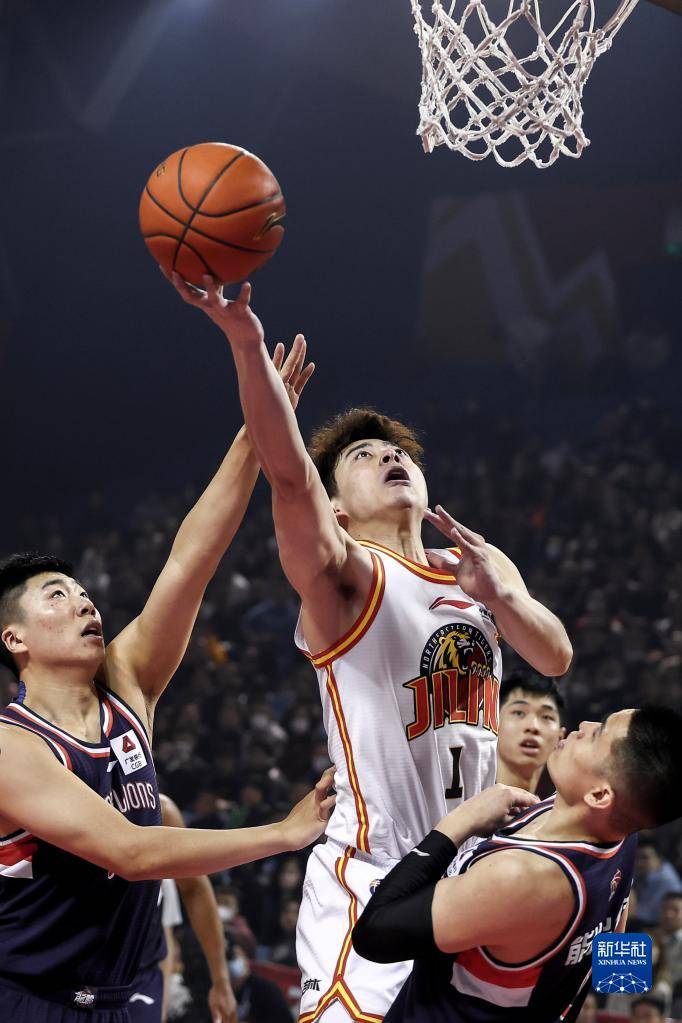 盖耶夫主场不敌对手,让领先优势一落千丈 盖耶夫主场不敌对手,让领先优势一落千丈