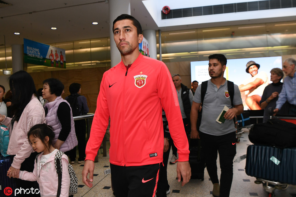 大阪银行队在亚冠比赛中表现抢眼,赢得国内球迷支持 大阪银行队在亚冠比赛中表现抢眼,赢得国内球迷支持