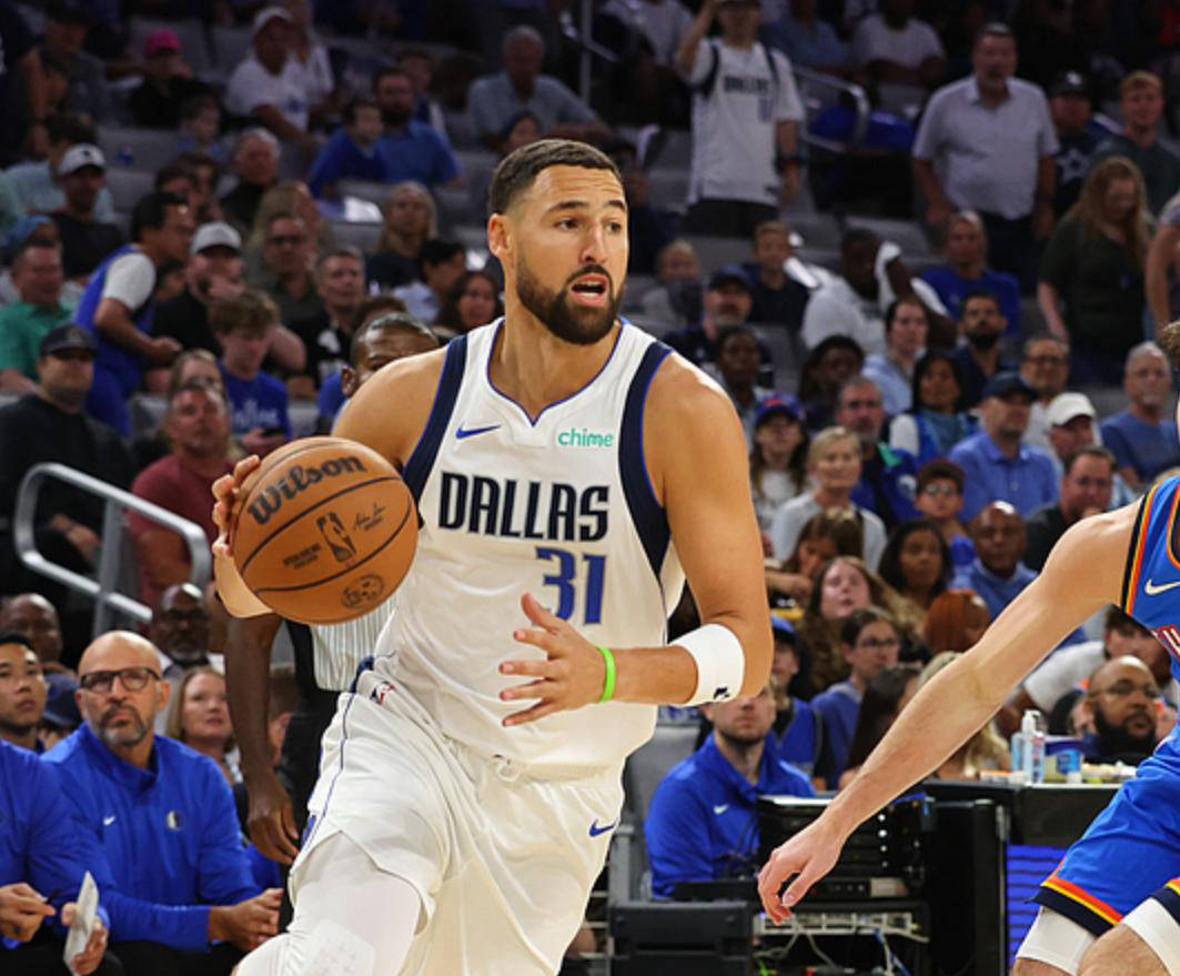 独行侠轻取公牛，米切尔高光表现