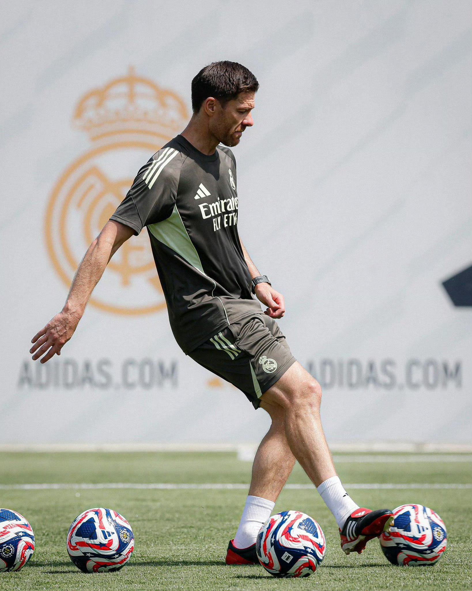 法拉利翻盘阿斯顿马丁,阿隆索刷新纪录的简单介绍 法拉利翻盘阿斯顿马丁,阿隆索刷新纪录的简单介绍