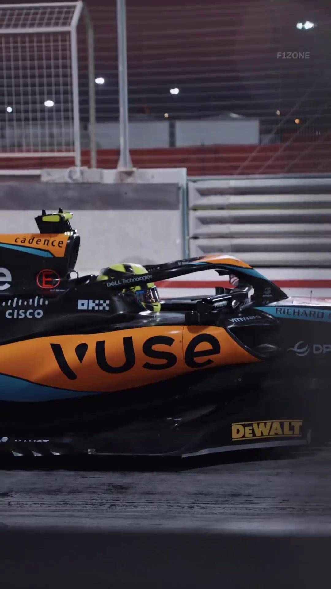 迈凯伦力克雷诺车队，拉塞尔点燃赛场的简单介绍