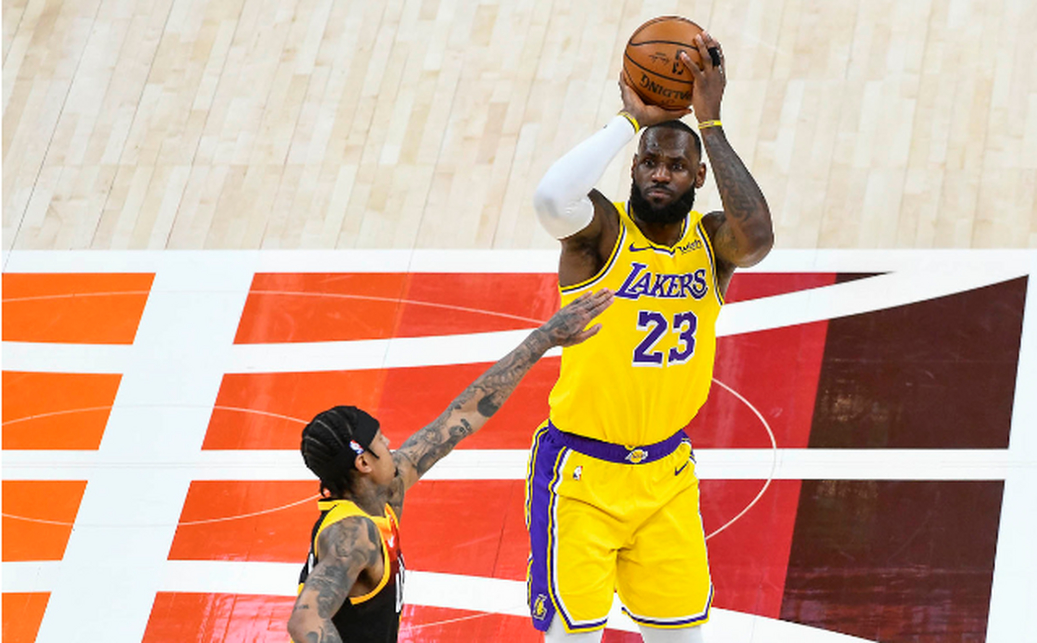 包含爵士碾压深圳队,浓眉哥统治全场的词条 包含爵士碾压深圳队,浓眉哥统治全场的词条